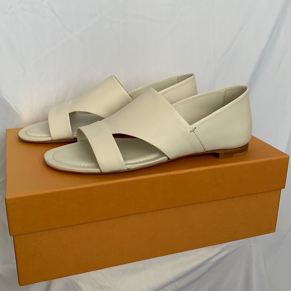 Brand New Tod’s Cuoio Legg Leather Sandals